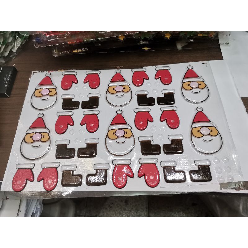 แผ่นลอกลายช็อกโกแล็ต คริสมัสอัพเดท ลายเยอะเเน่นอน ซื้อเยอะมีราคาส่งจ้า สีอาจจะมีถลอกบ้าง ไม่มีผลต่อการใช้งาน - Image 8